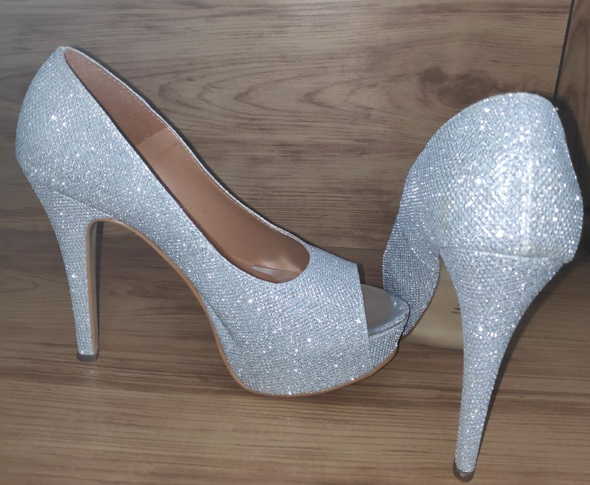 sapato meia pata prata com glitter
