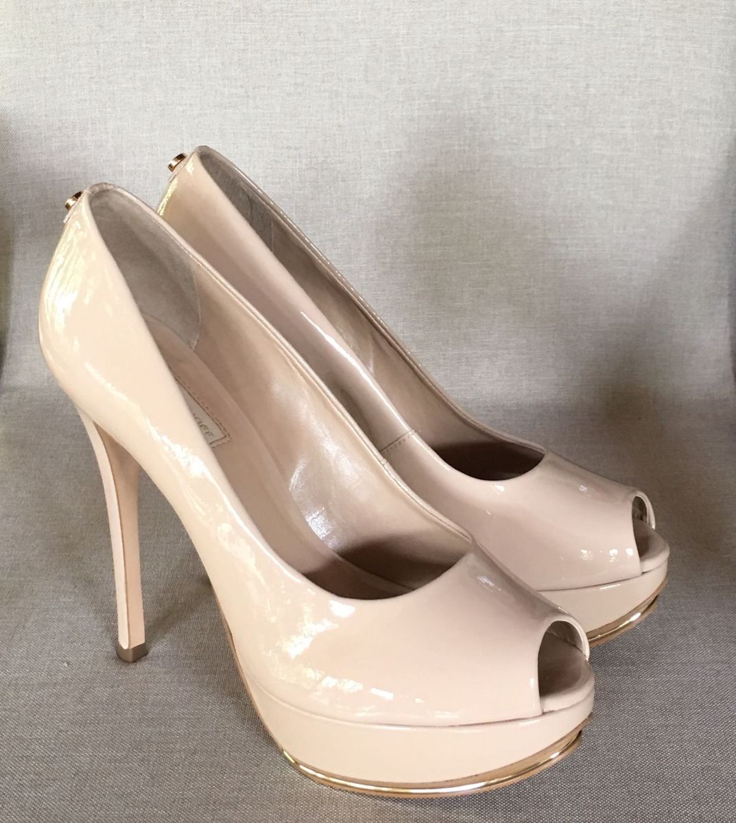 sapato peep toe jorge bischoff
