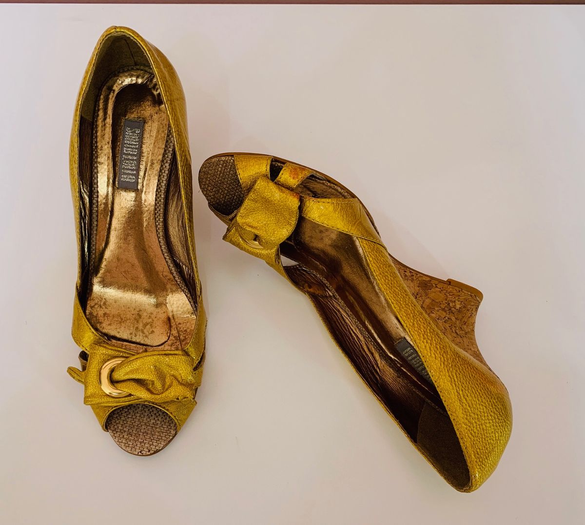 peep toe salto anabela