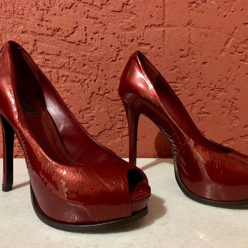 Peep toe meia pata 2024 vermelho