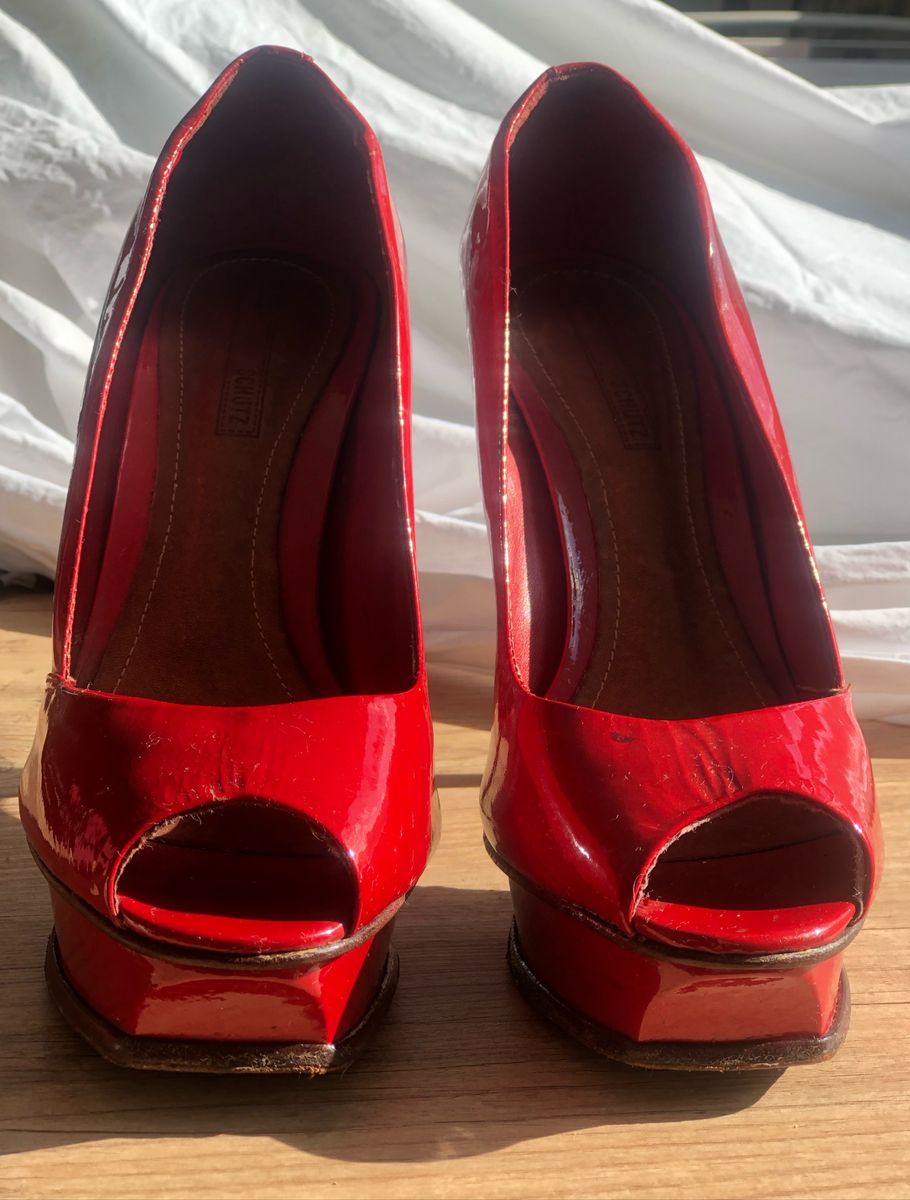 peep toe vermelho schutz