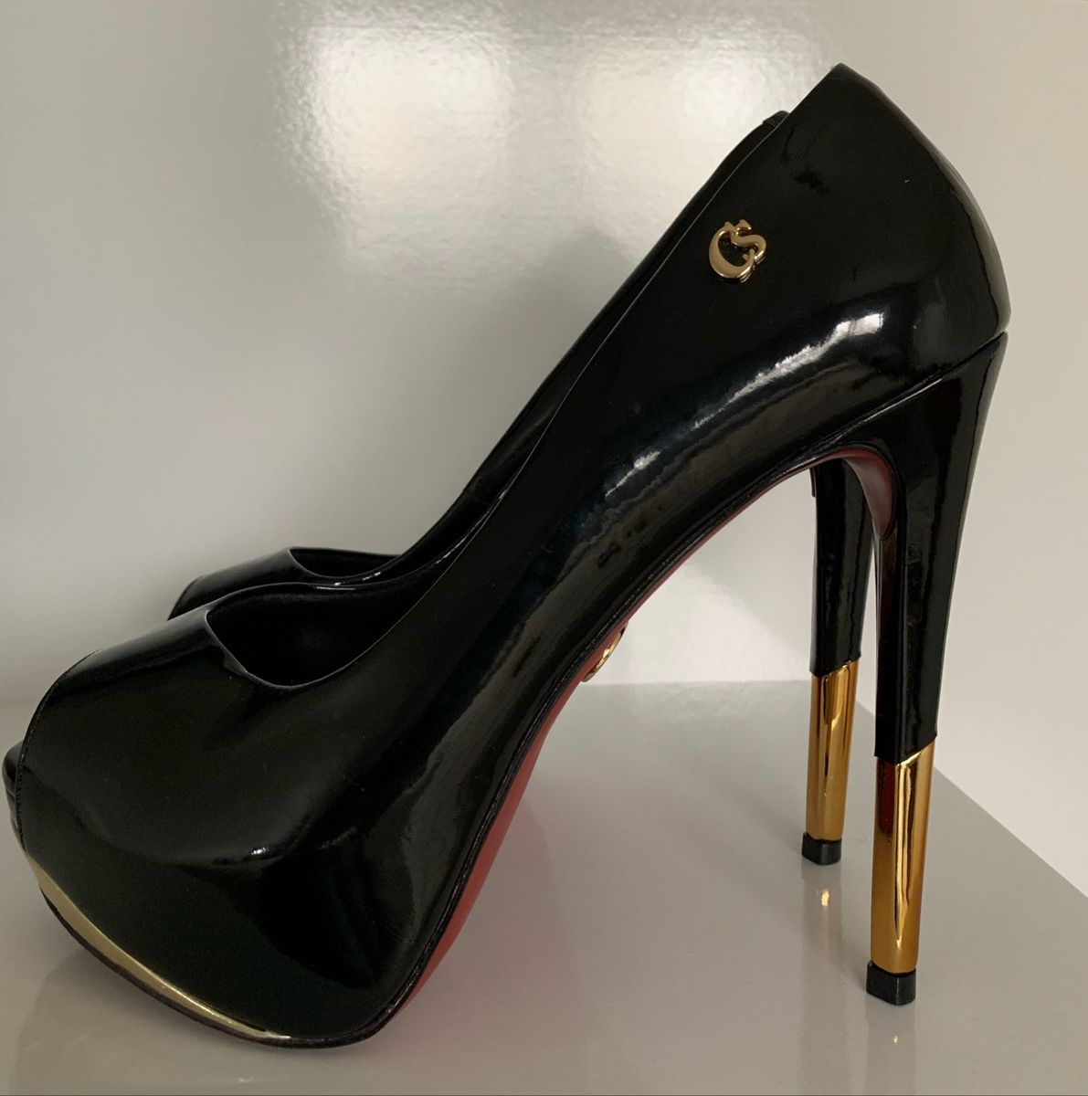 peep toe carmen steffens preto