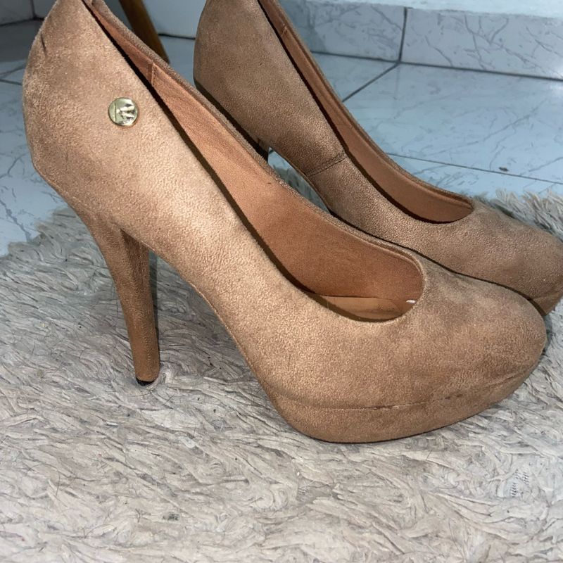 Sapato vizzano peep toe hot sale camurça