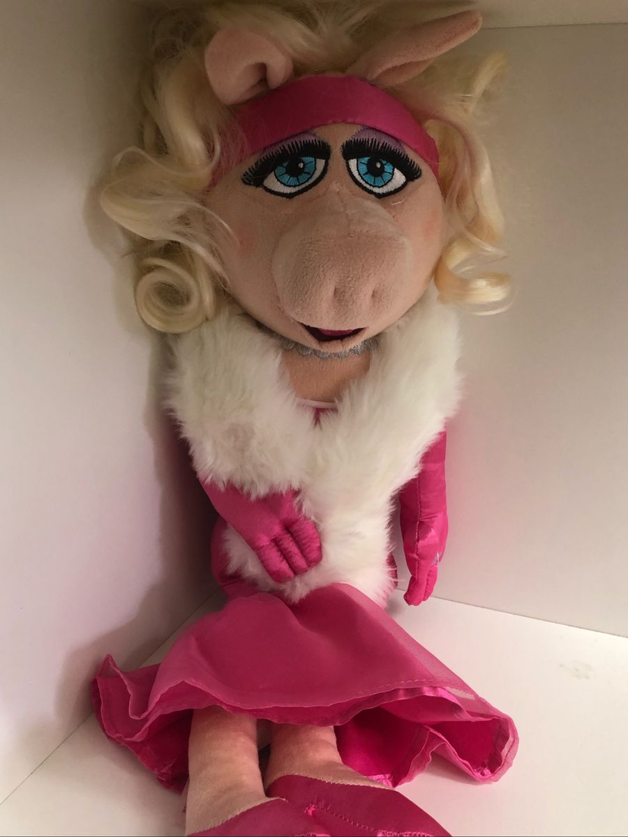 Disney The Muppets Show Miss Piggy Plush Hand Puppet