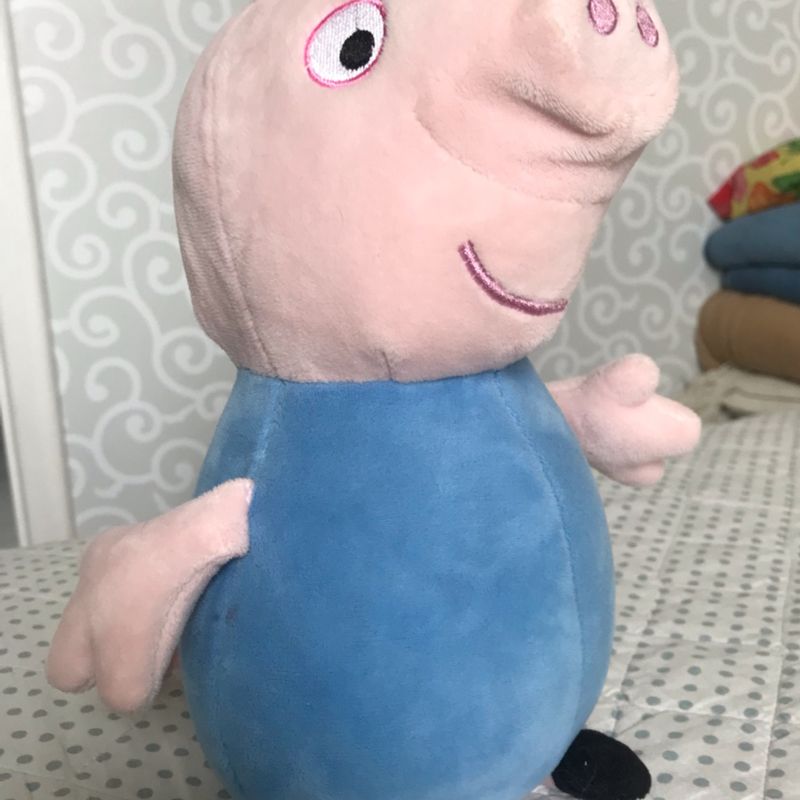 Jorge Pig Desenho Peppa Pig da Marca Estrela Conforme Fotos, Pelúcia  Estrela Usado 84294228