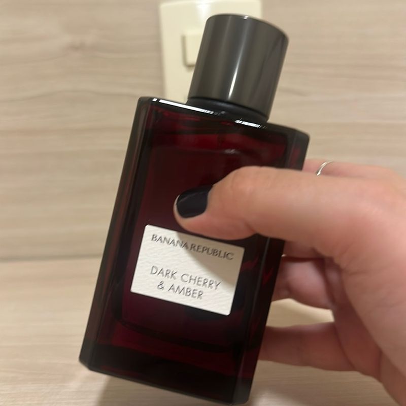 Banana Republic Dark Cherry Amber Eau De Parfum BANANA REPUBLIC