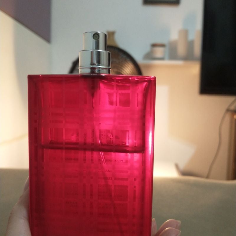 Burberry brit red outlet perfume 100ml