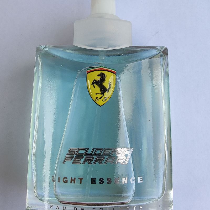 Perfume Ferrari Light Essence 75ml Edt S/ Caixa | Ferrari Usado