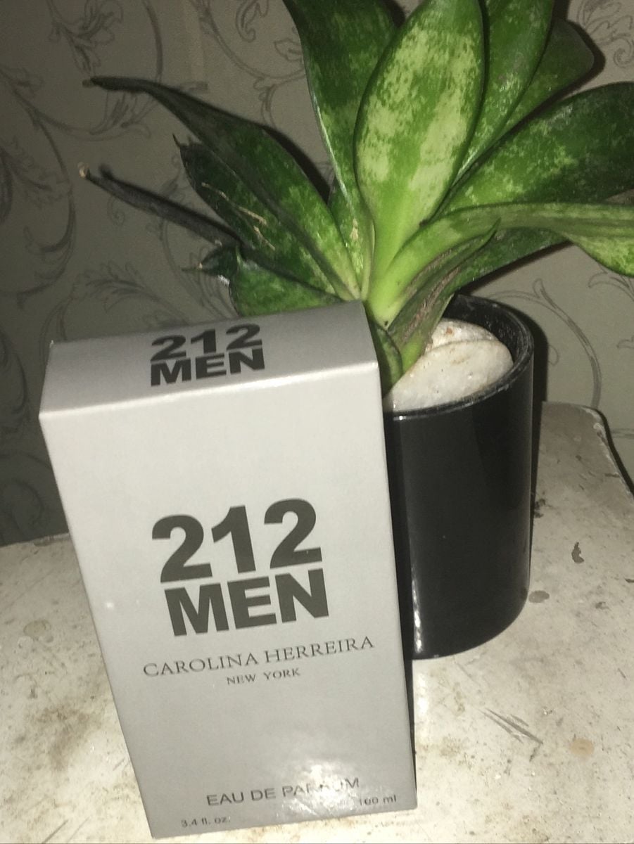 Perfume Similar Ao Original | Perfume Feminino 212 Nunca Usado 43887346 ...
