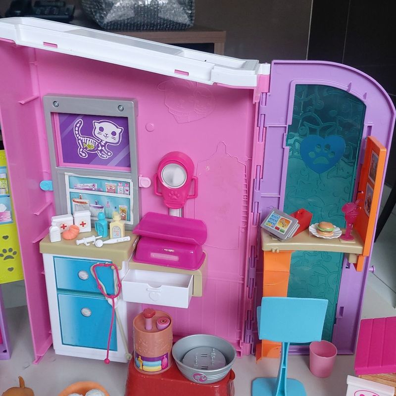 Barbie pet hot sale center