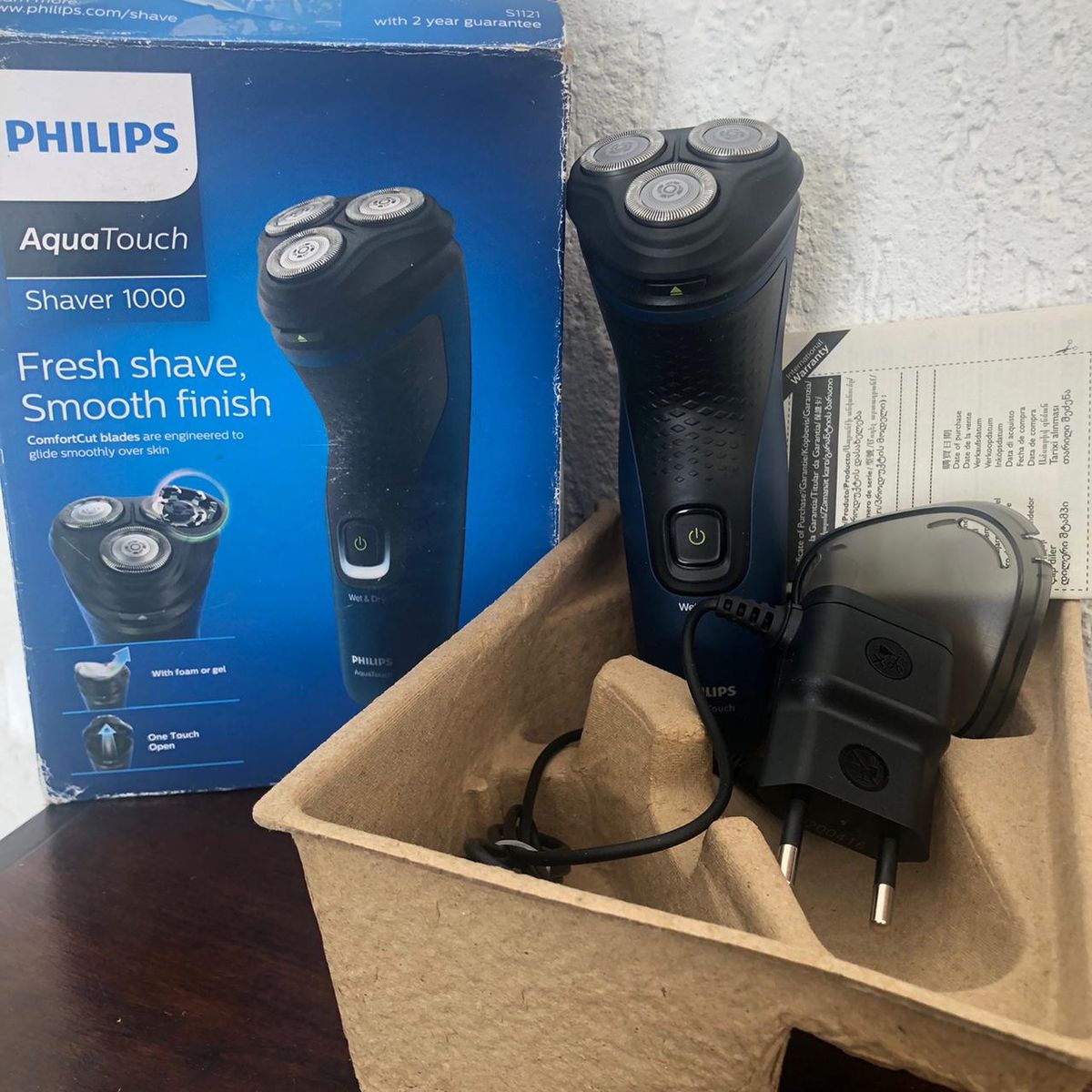Philips Aqua Touch Shaver 1000 Barbeador Elétrico Produto Masculino Philips Nunca Usado