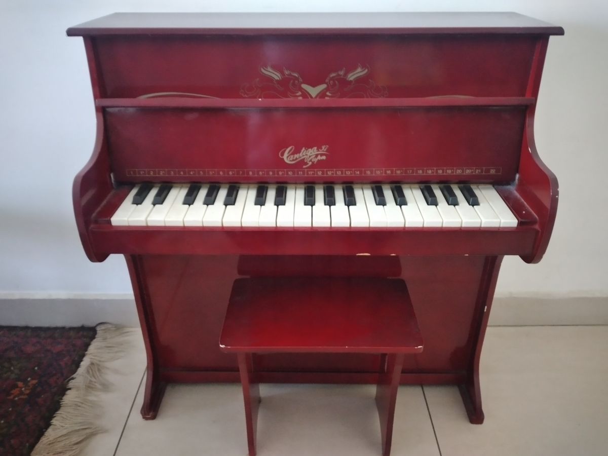 BRINQUEDO - Antigo piano infantil da marca GIESE cantig