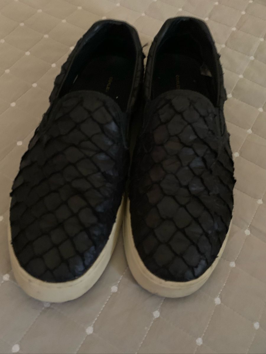 slip on osklen preto