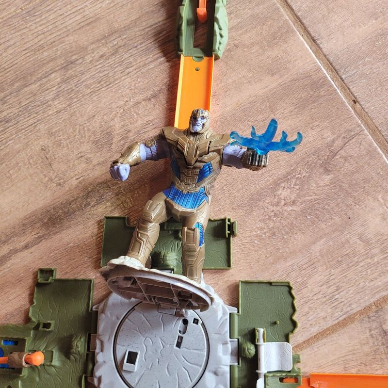 Pista Hot Wheels Thanus Vs Vingadores Hot Wheels Usado 119349402