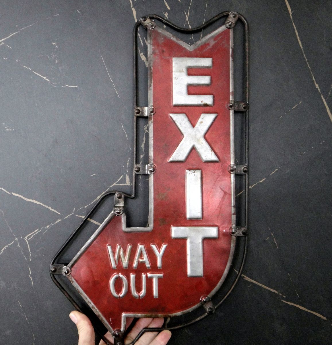 Targa Metallica Vintage Exit Way Out, 40x25 Cm, Con Fori E Filo Per Appendere - 2