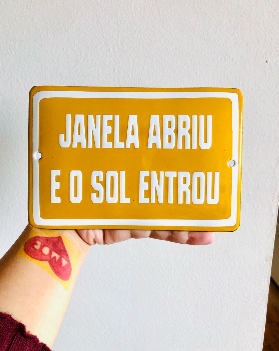 Placa Janela Abriu Item De Decora O Varanda Quadrada Nunca Usado Enjoei