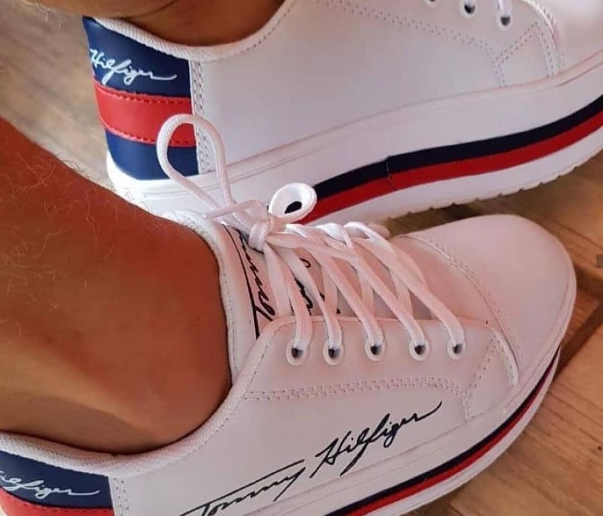 tenis feminino tommy hilfiger