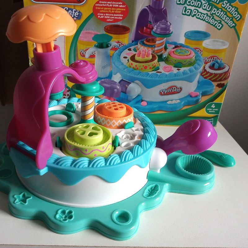 Play-doh Fábrica de Bolos Brinquedo Play Doh Usado 55607050 enjoei