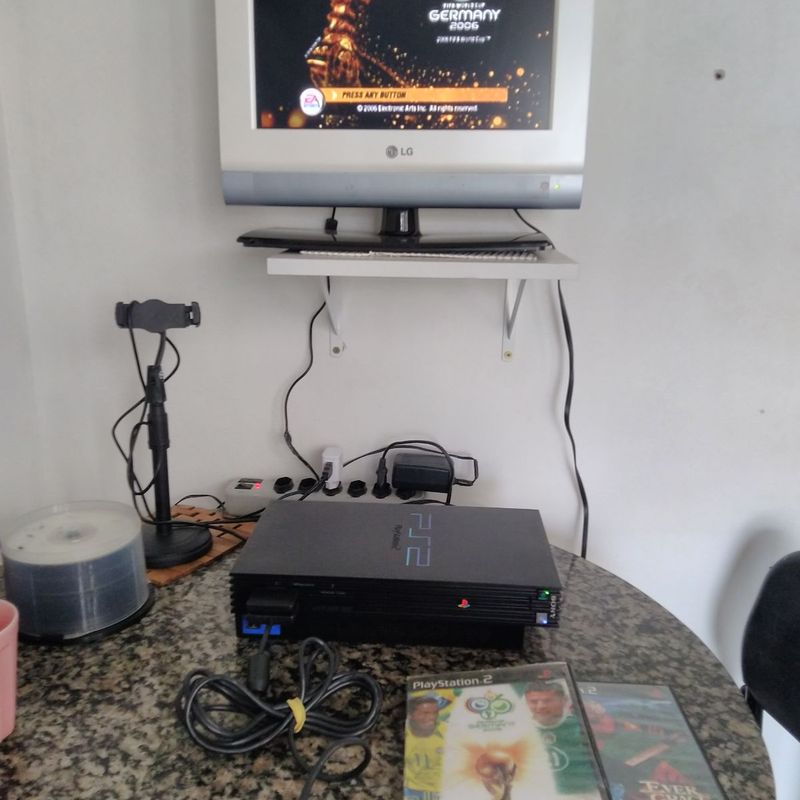 PS1 FAT DESBLOQUEADO 2 CONTROLES NOVOS TODOS OS CABOS MAIS JOGOS -  Videogames - Aparecida De Goiânia 1253053581