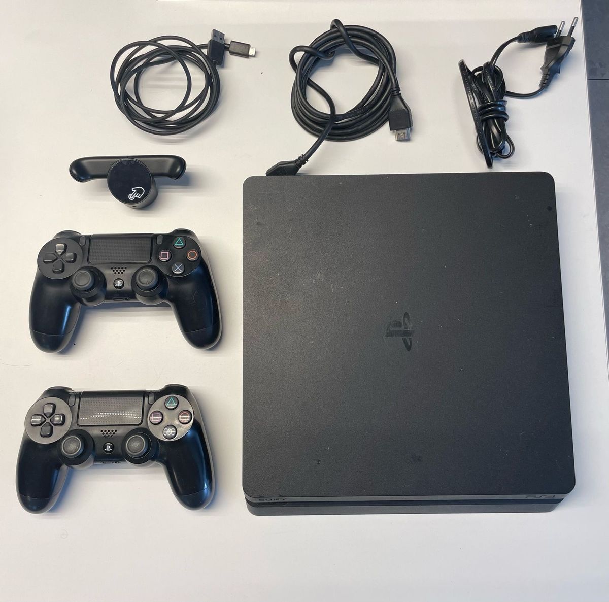 Playstation 4 Original Semi Novo Completo | Item Info & Eletro ...