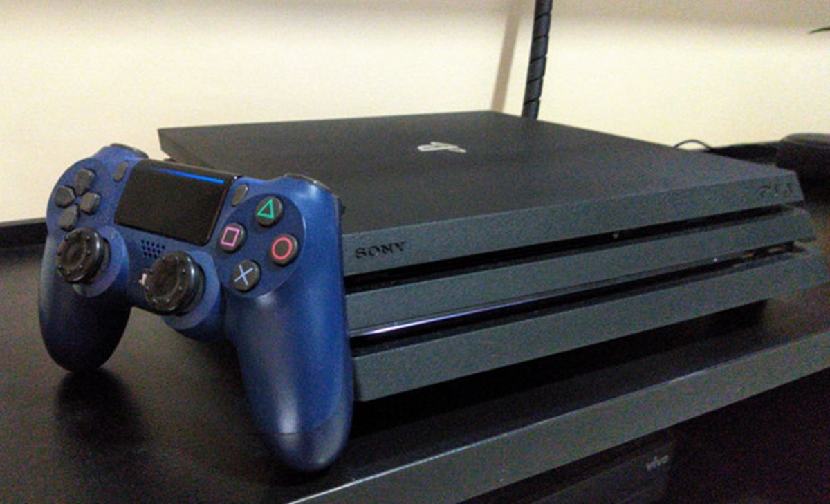 Playstation 4 Pro Ps4 Pro Preto Perfeito! Jogo de Computador Sony Usado 48032402 enjoei