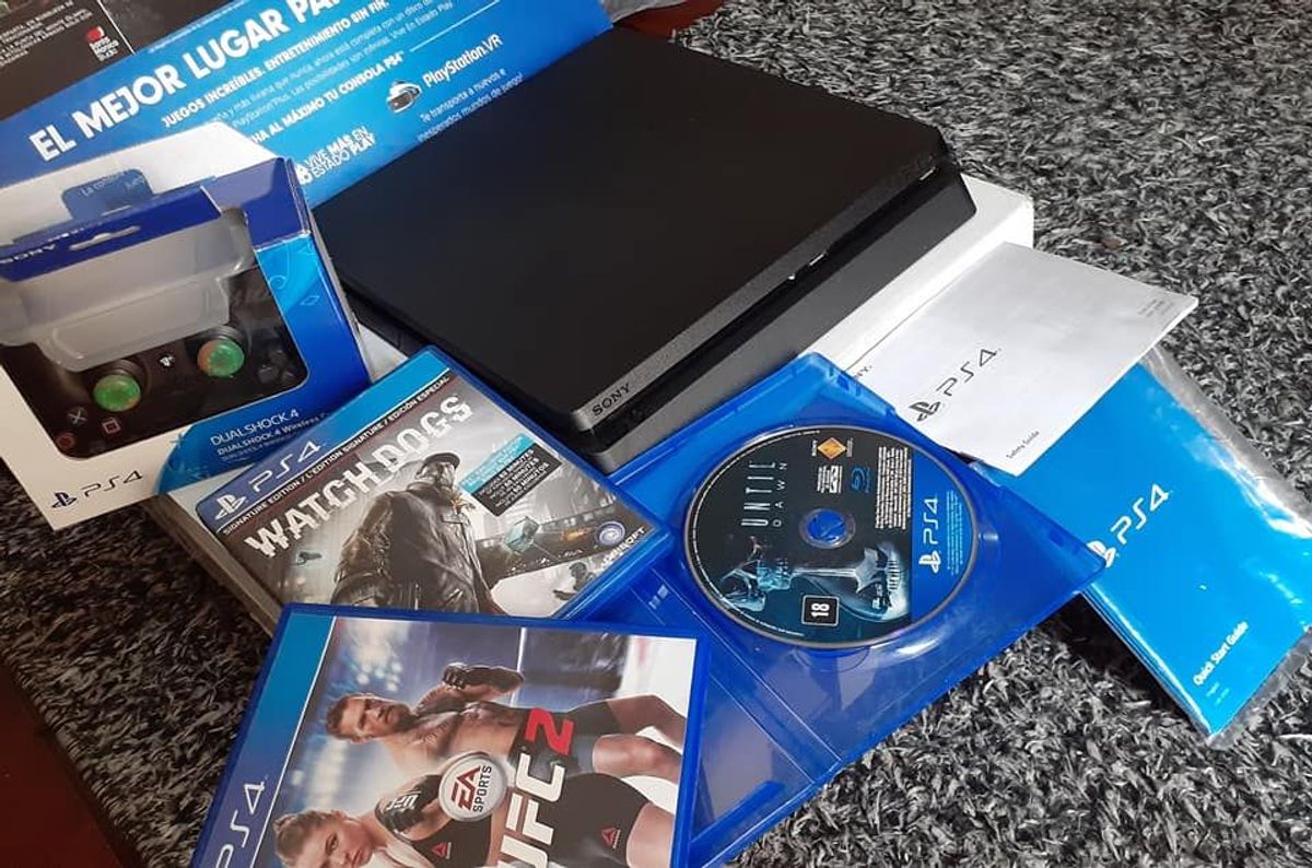 Playstation 4 Slim 500gb 3 Jogos Console de Videogame Sony Usado