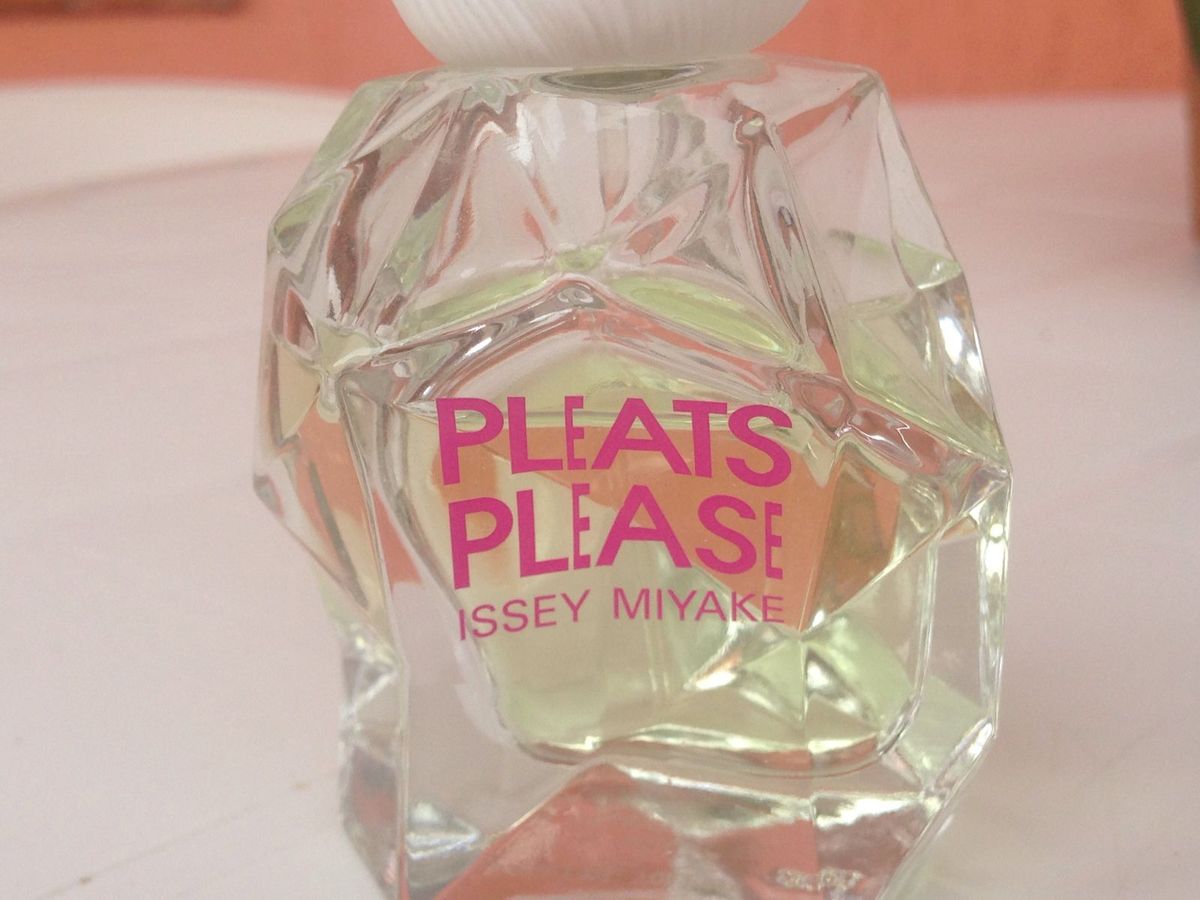 Pleats Please!!!! | Perfume Feminino Issey Miyake Usado 19546979 | enjoei