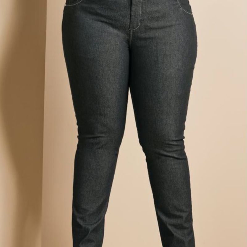 Calça preta best sale feminina 48