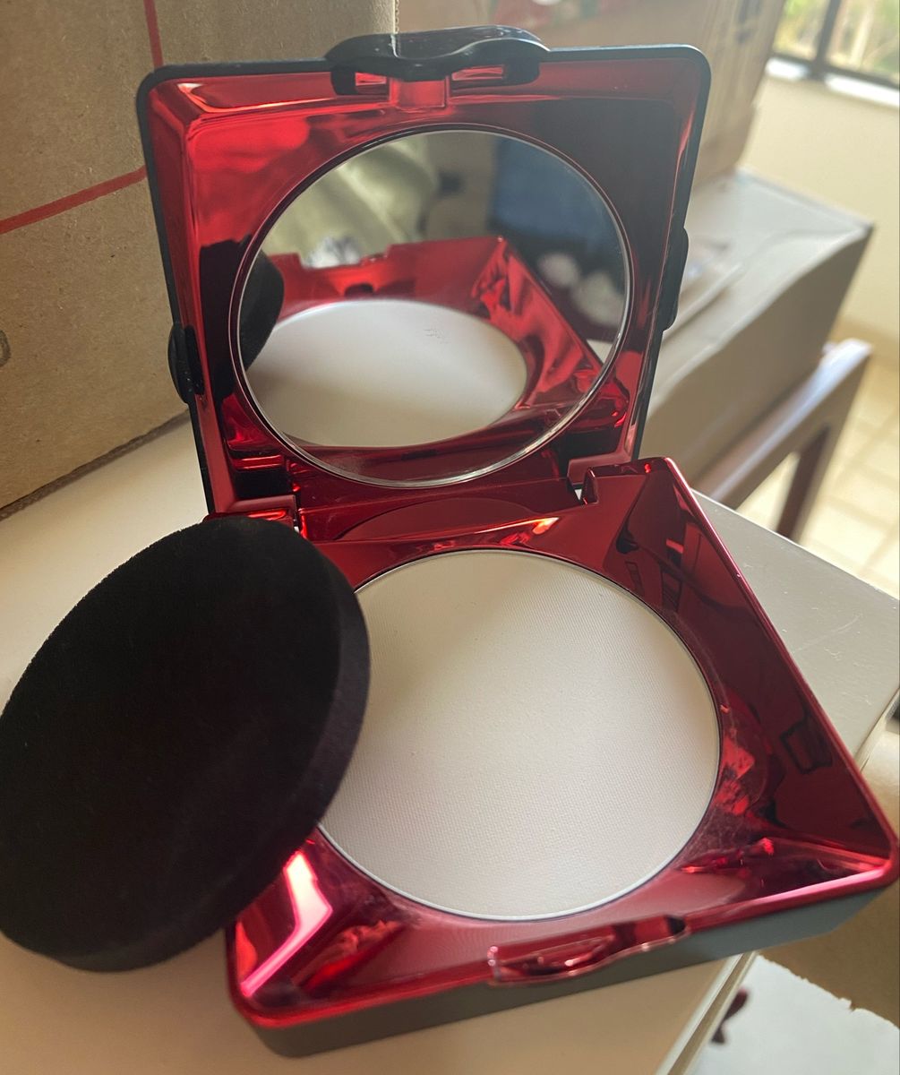 Pó Compacto Kvd | Maquiagem Feminina Kvd Usado 77414488 | enjoei