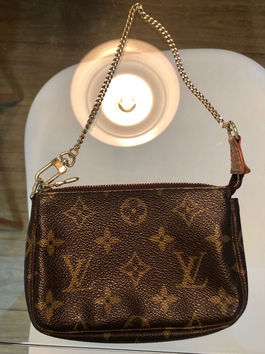 Bolsa Louis Vuitton Pequena Versátil com Corrente e Alça de Couro  Transversal | Bolsa de Ombro Feminina Louis Vuitton Usado 81548895 | enjoei