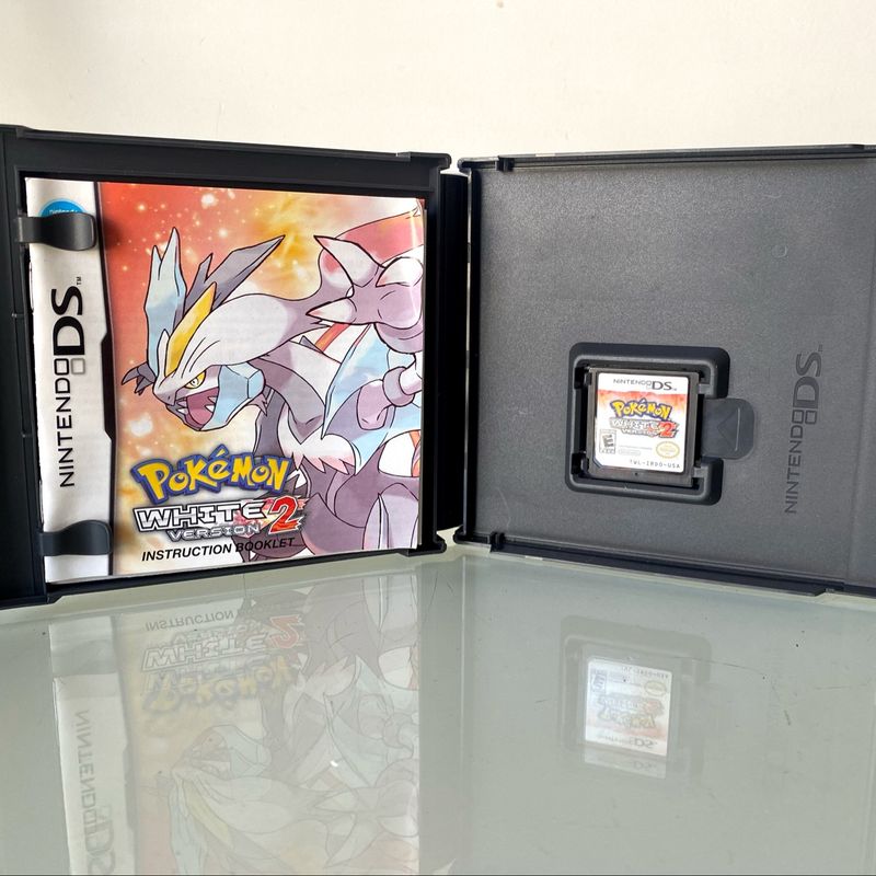 RARO Pokémon White Version 2 Nintendo DS Lacrado com Luva - Escorrega o  Preço