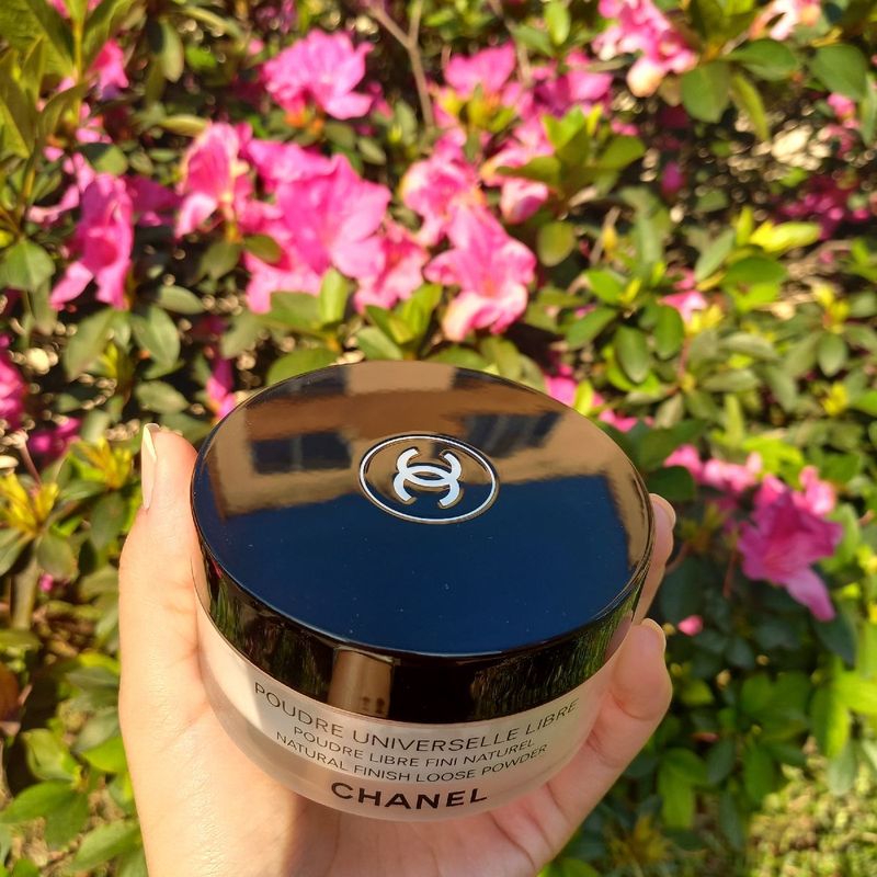 フェイスパウダー CHANEL POUDRE UNIVERSELLE LIBRE POUDRE UNIVERSELLE LIBRE Pó solto de acabamento natural 10