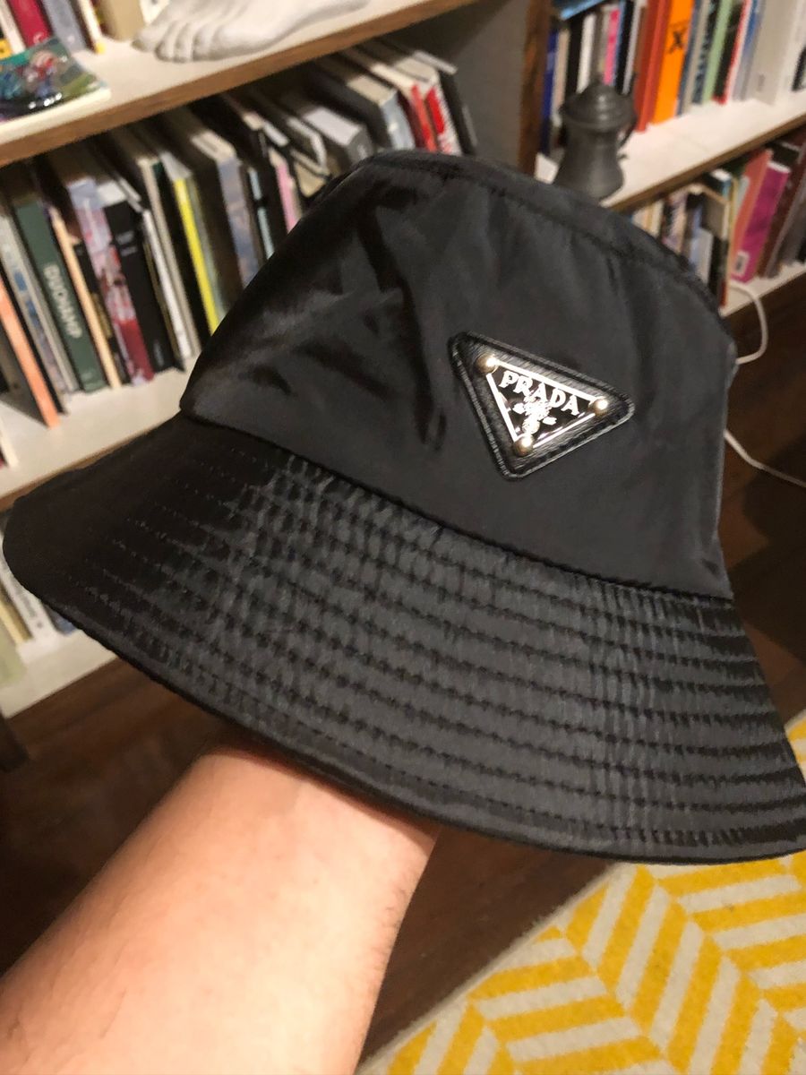 prada nylon bucket hat black