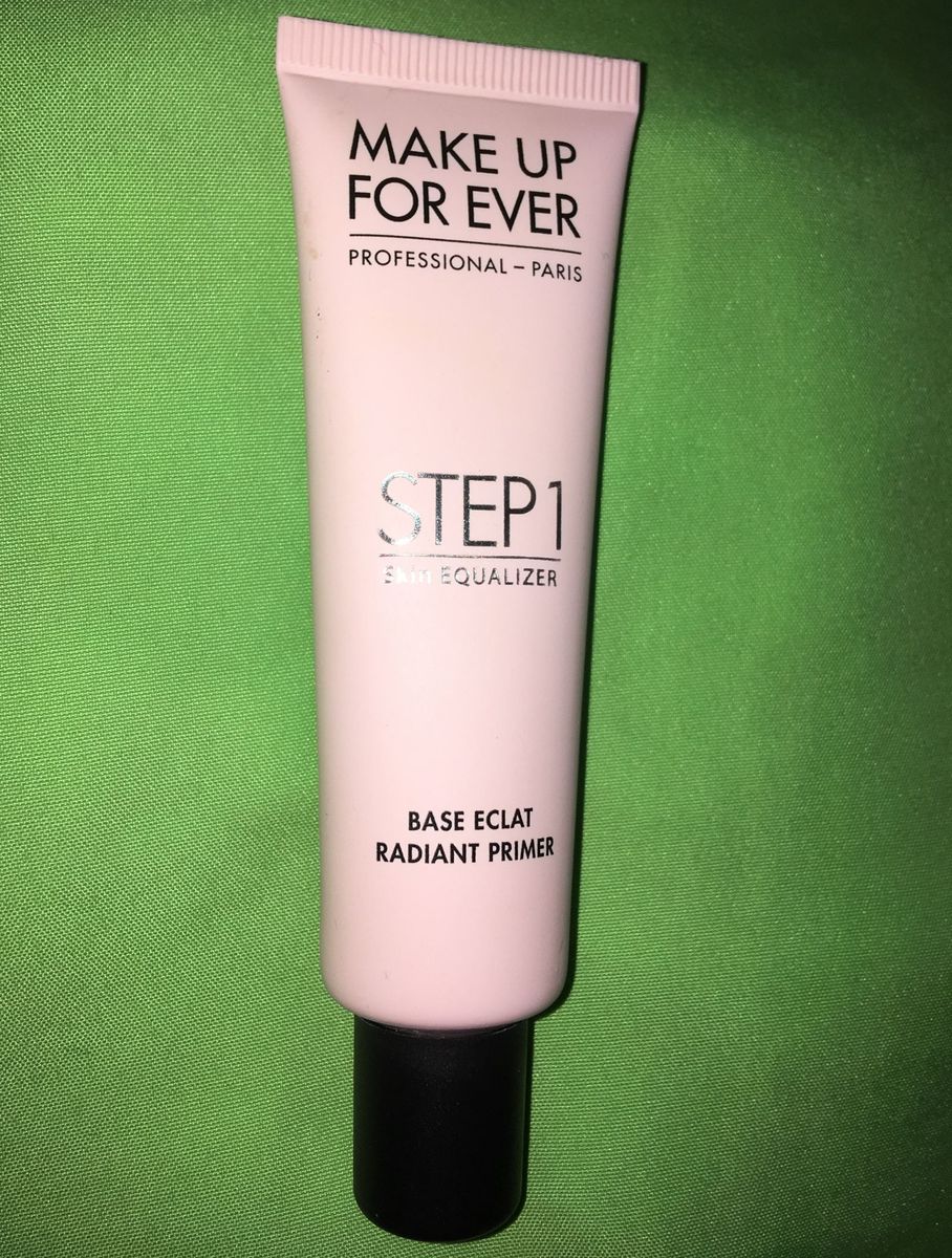 Primer da Marca Makeup Forever, Tipo Radiant Primer, O Rosa Absorbe