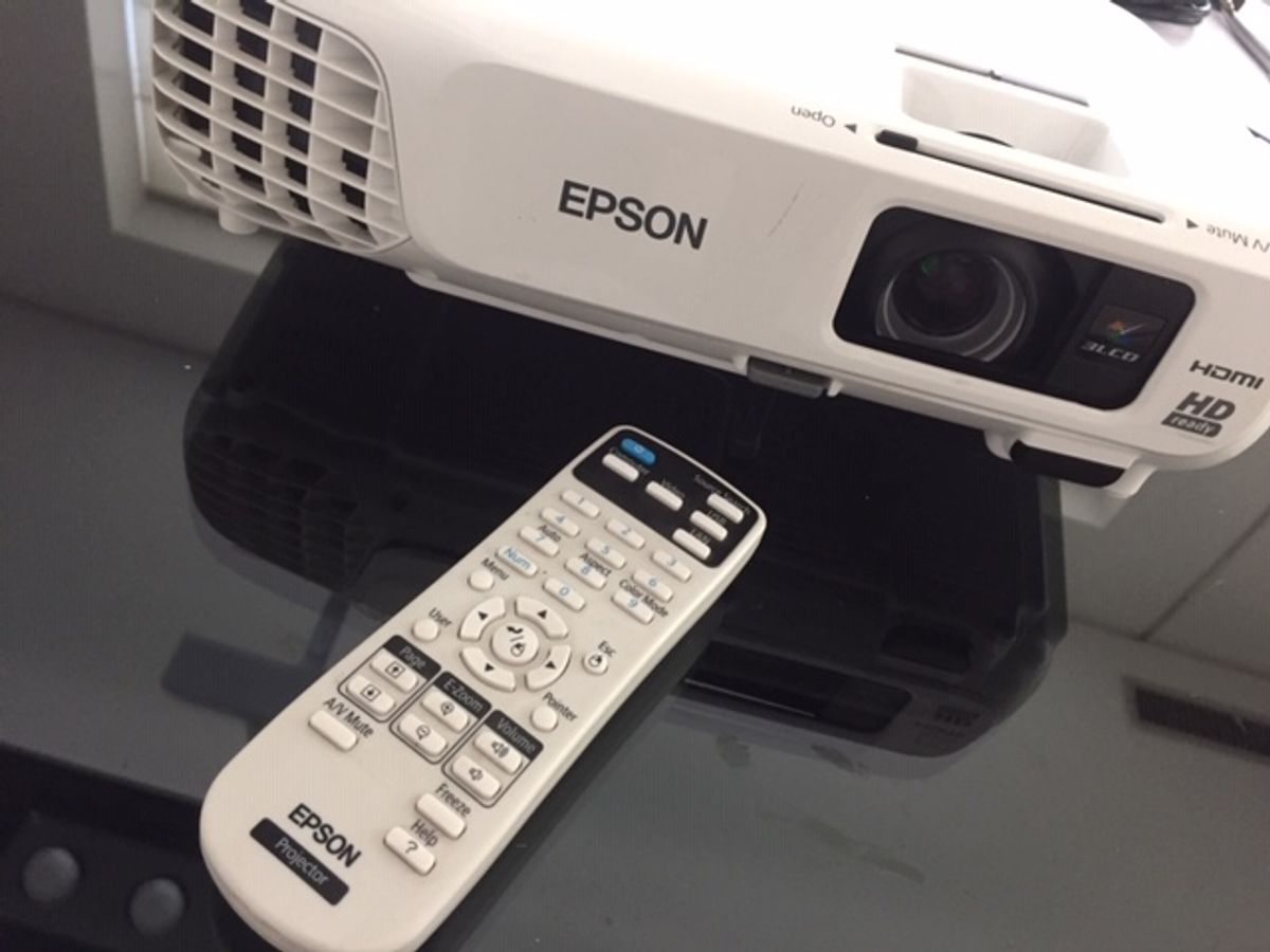 Projetor Epson Powerlite Home Cinema 730hd Item Info & Eletro Epson