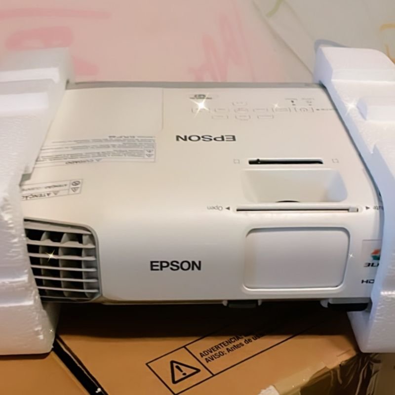 projetor epson powerlite s27 2700lm branco 100v/240v