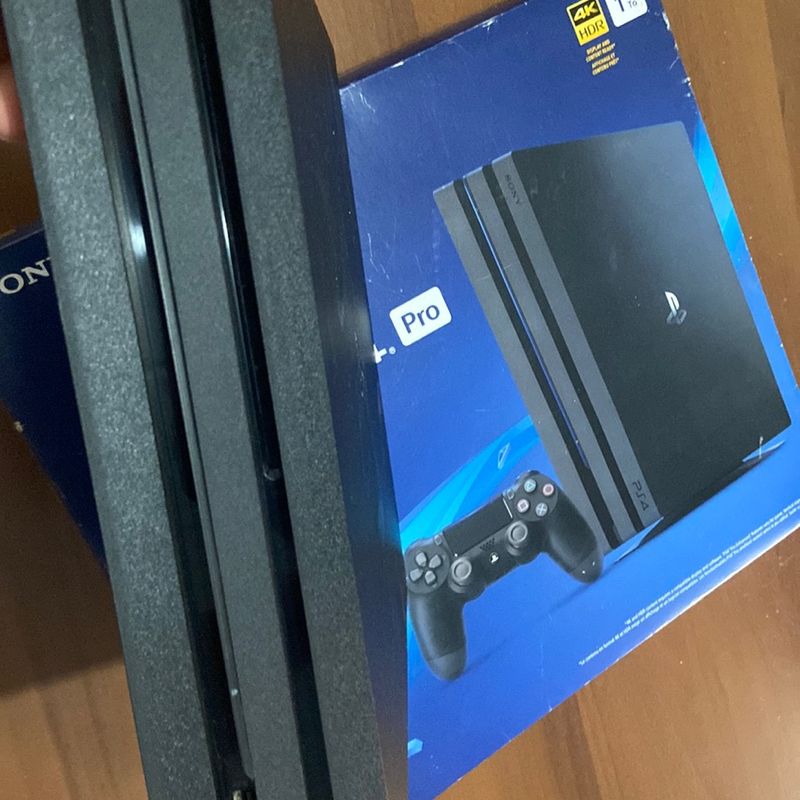 Seminovo - Console PlayStation 4 PRO 1TB 4K