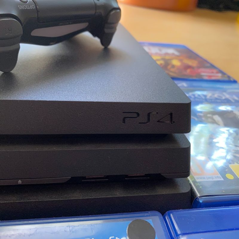 5 motivos para NÃO comprar o PS4 Pro 