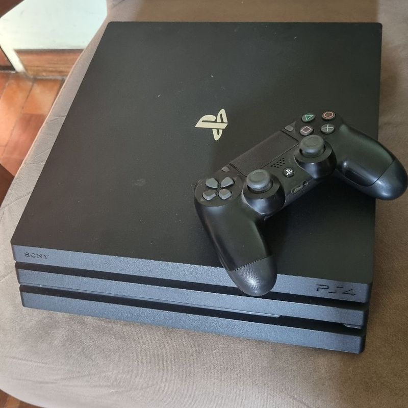 Playstation 4 Ps4 Pro 1tb Cuh 7016b + Controle Original + 2 Jogos