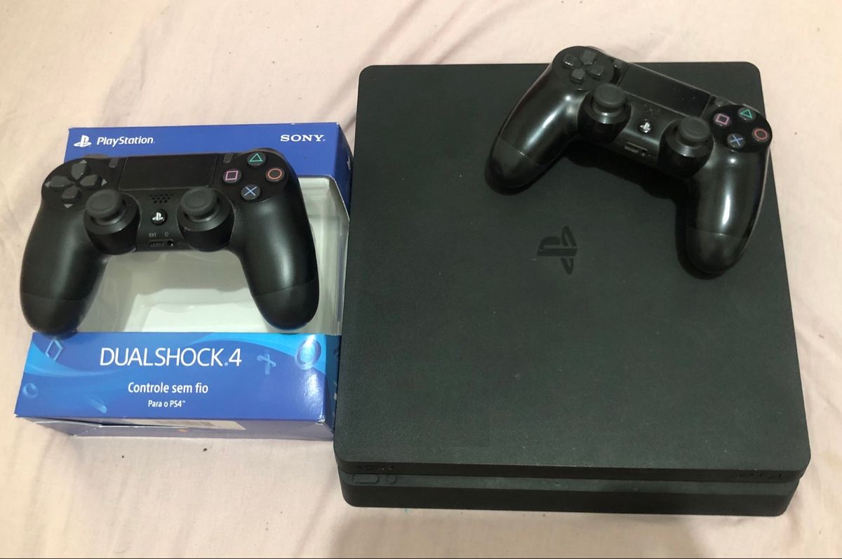 Console PS4 Slim 500GB com 2 Controles - 2 Anos de Garantia - JF GAMES