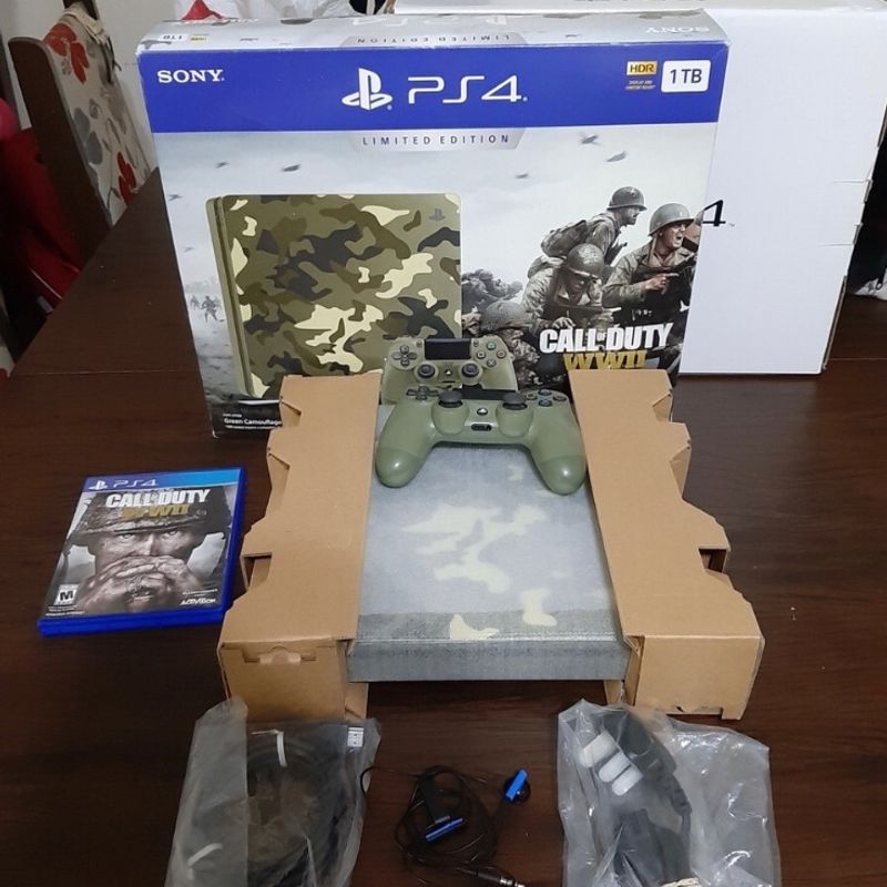 Console PS4 Slim 1TB Edição Limitada Call of Duty WWII Seminovo