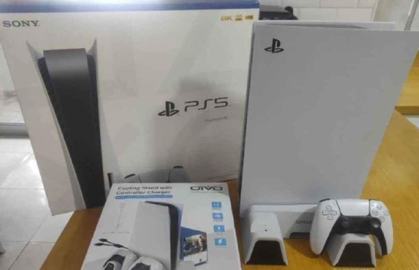 Playstation 5 Ps5 Disco + Controle | Console de Videogame Sony Usado  86207127 | enjoei
