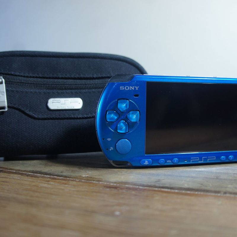 Psp hot Special Edition Blue with free 32gb gamecard.