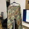 Calça best sale camuflada supreme