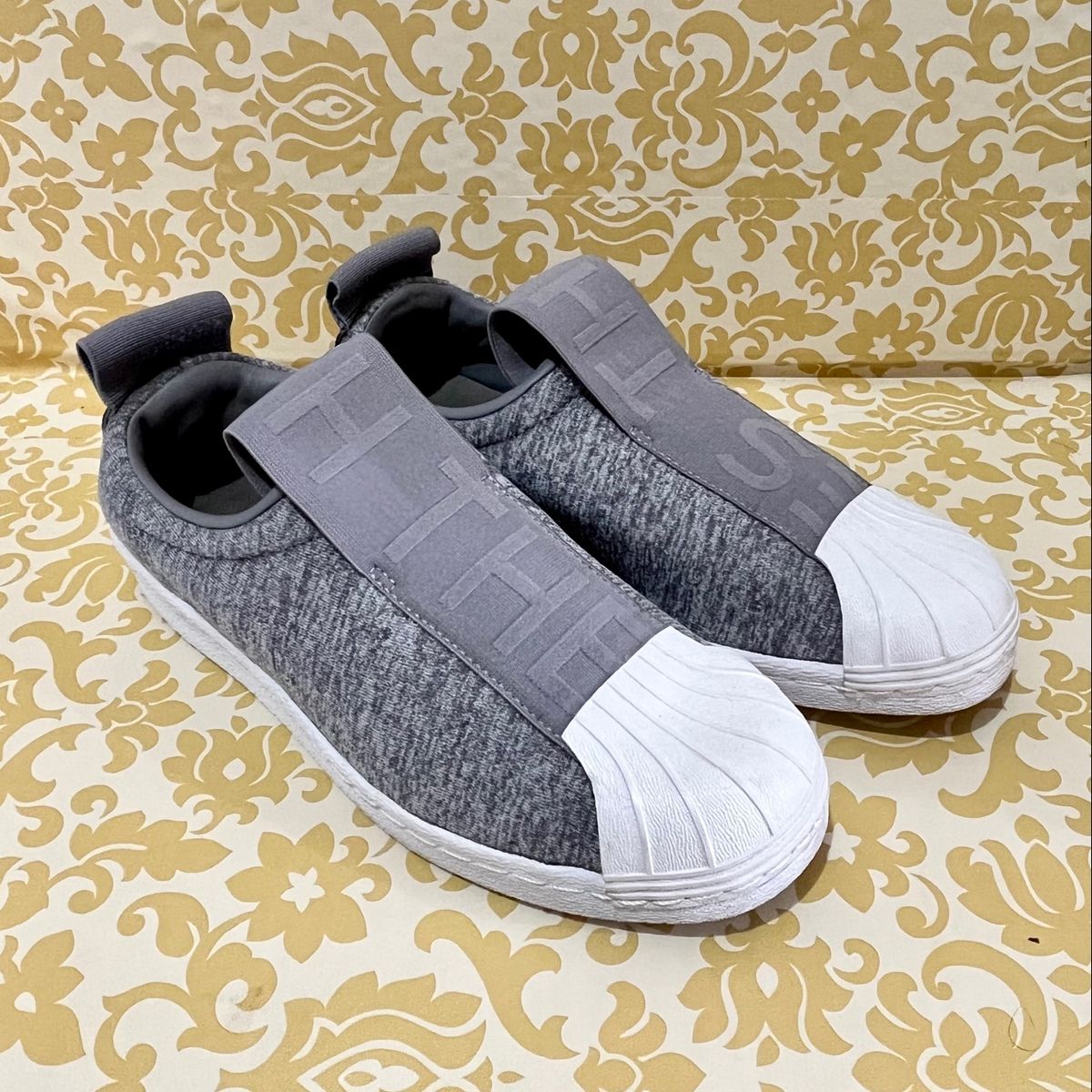 Slip on adidas store cinza