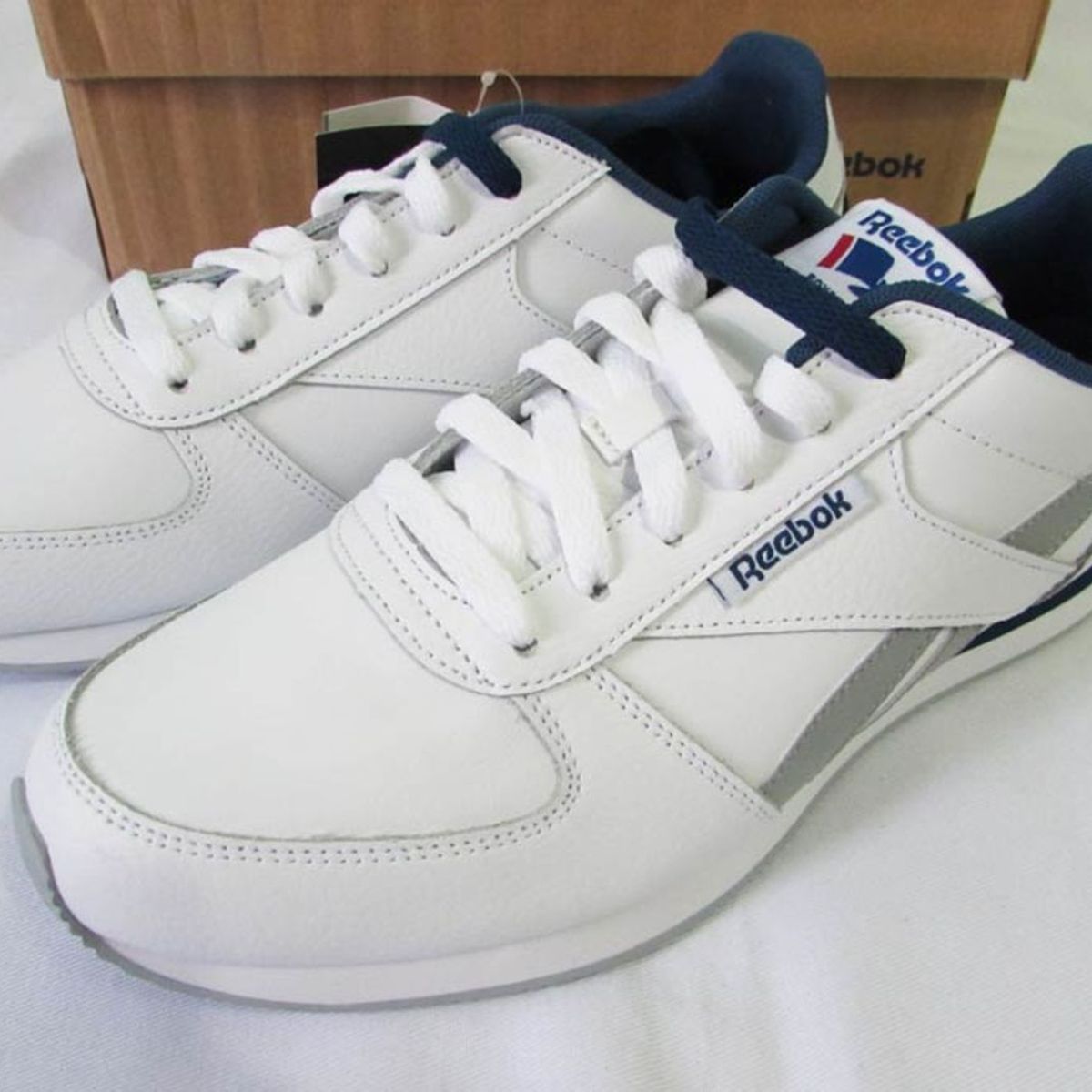 tenis reebok preto de couro