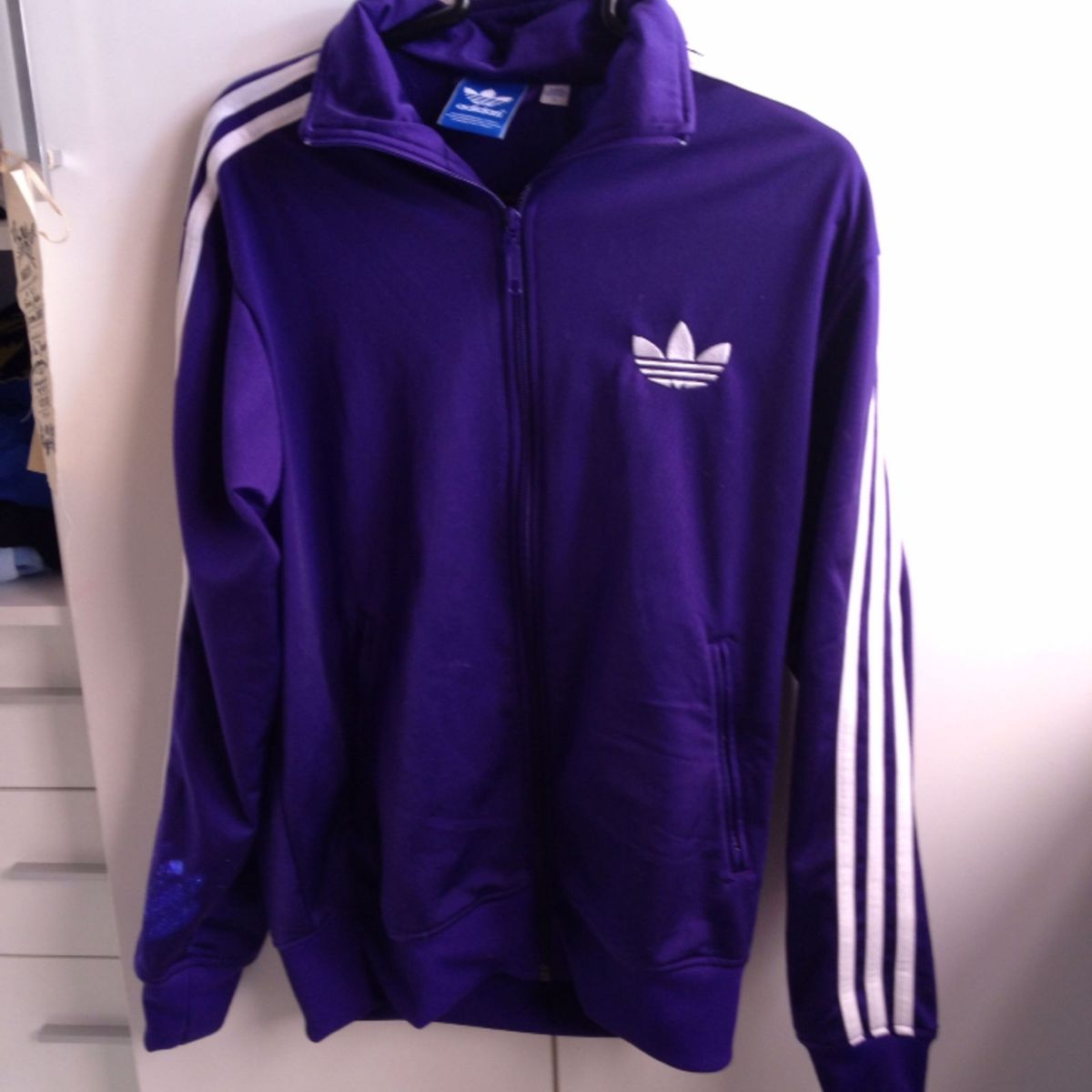 blusa adidas roxa