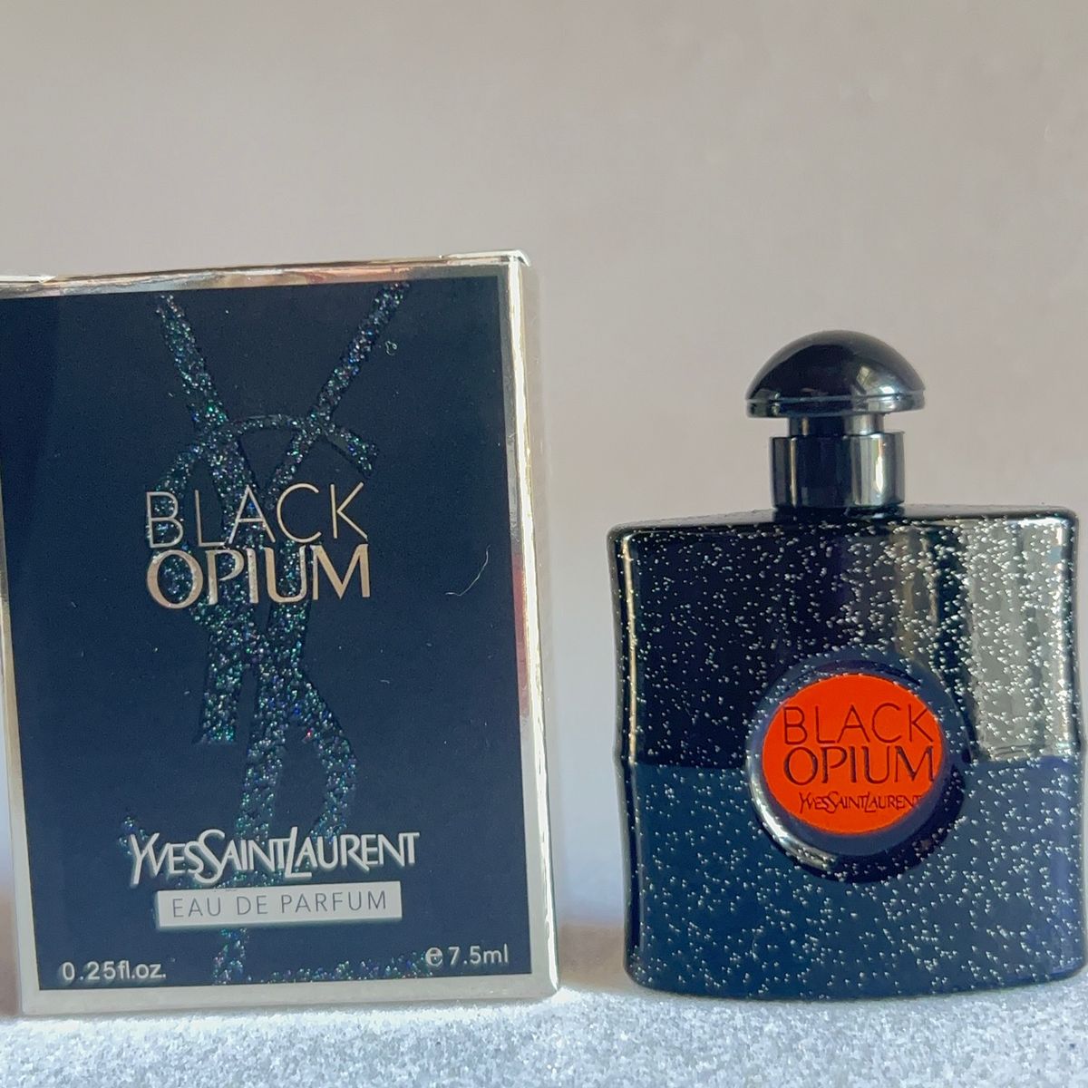Black Opium | Yves Saint Laurent Nunca Usado 110026305 | enjoei