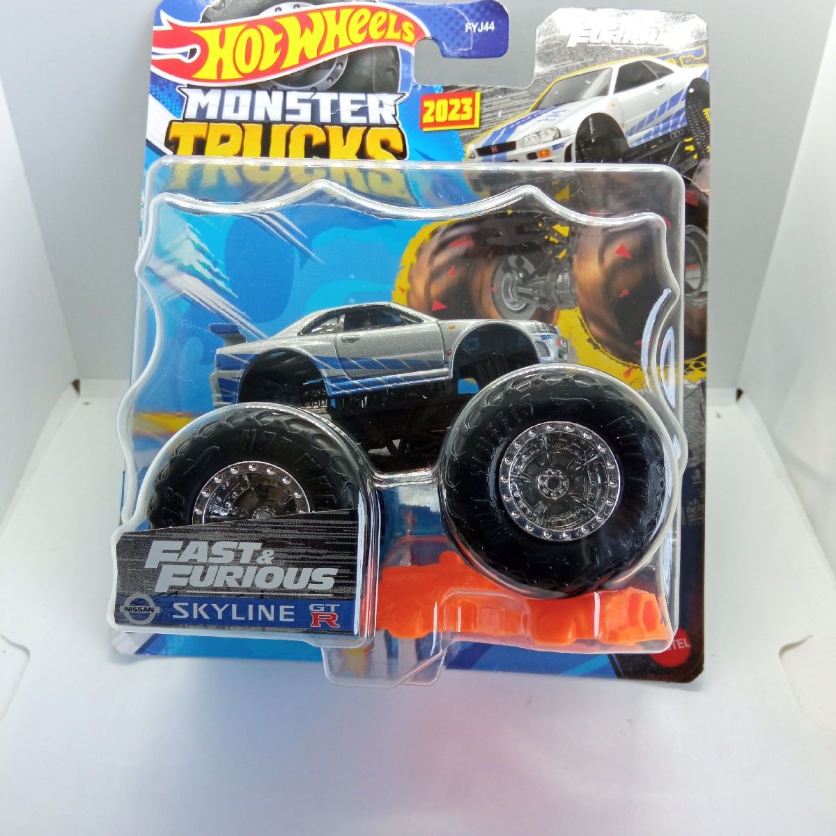 Carrinho Hot Wheels Monster Trucks Velozes e Furiosos Skyline GT R HNM76 -  Mattel - Mattel - Brinquedos e Games FL Shop