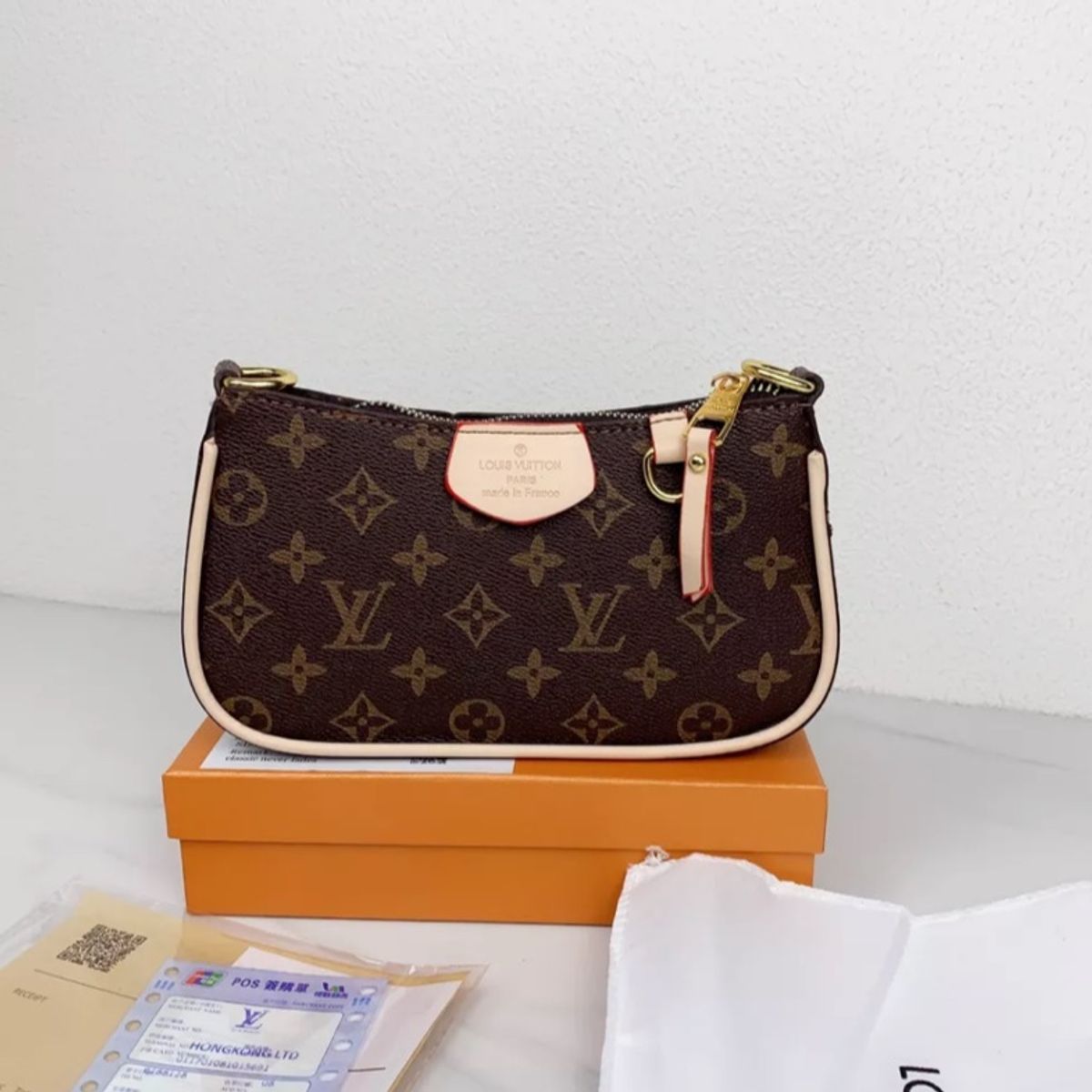 Bolsa Louis Vuitton, Bolsa de mão Feminina Louis Vuitton Nunca Usado  91076466